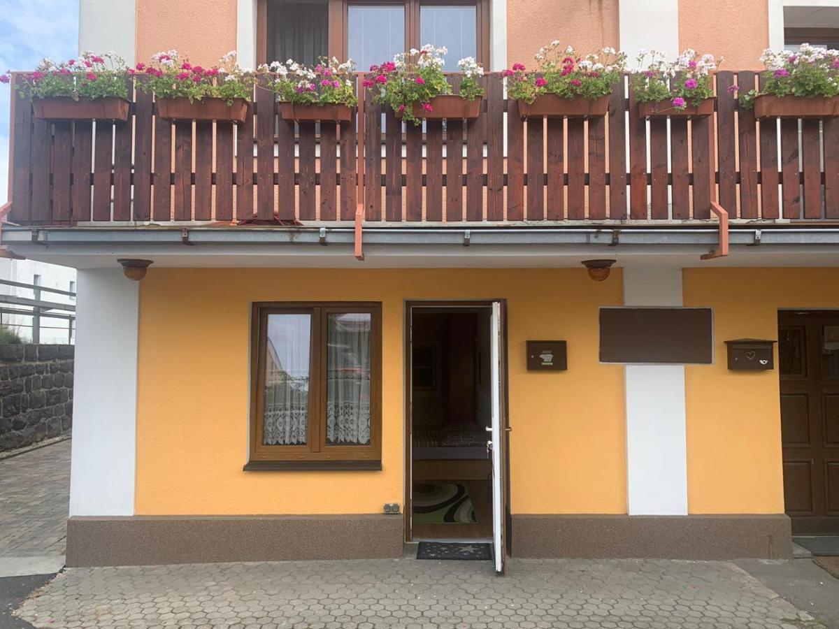 Maly Byt 1+1 Karlsbad Exterior foto