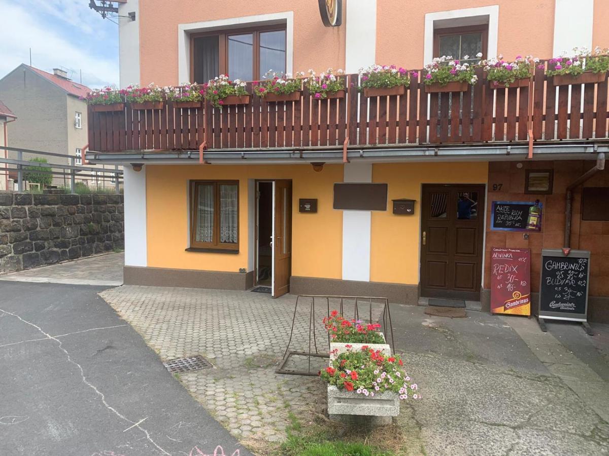 Maly Byt 1+1 Karlsbad Exterior foto